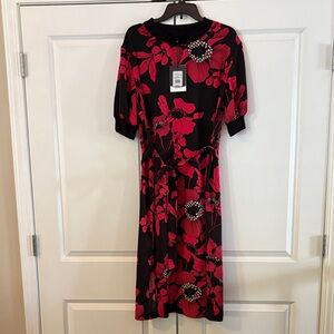 MWT - Who What Wear Black and Red Floral Midi Dress